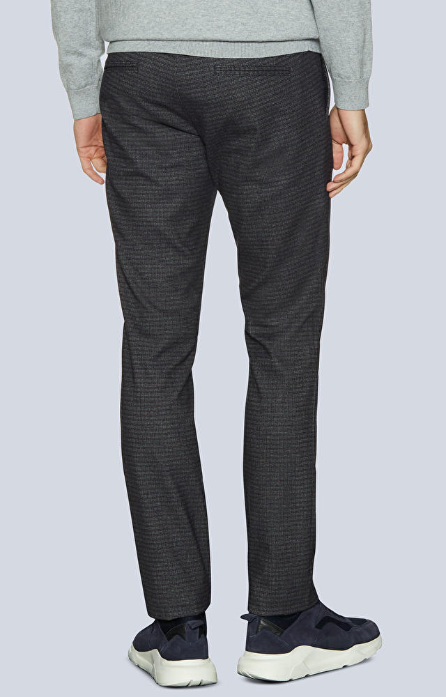 Dopasowane spodnie w kratę - 2