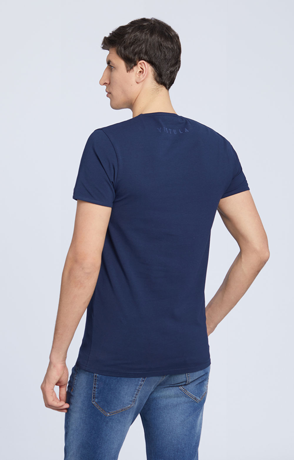 T-shirt basic dopasowany - 3