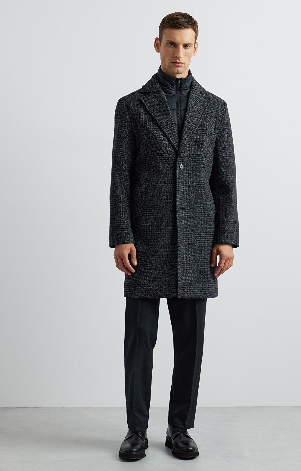 Płaszcz w kratę z pół-podpinką