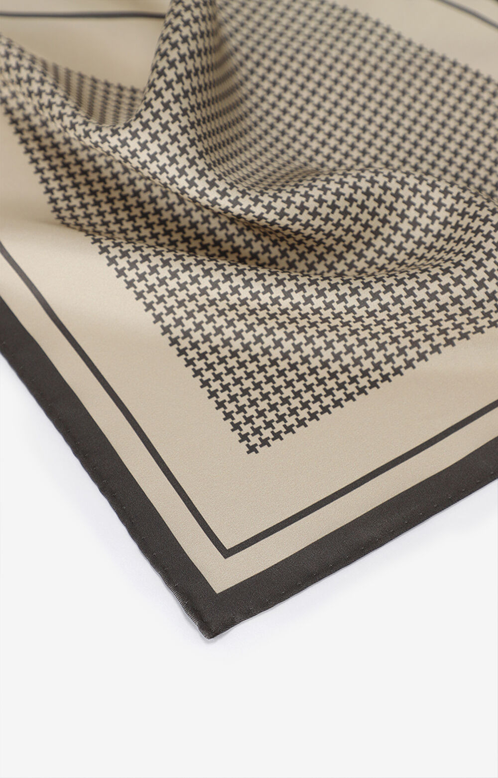 Beżowa poszetka VISTULA - 2