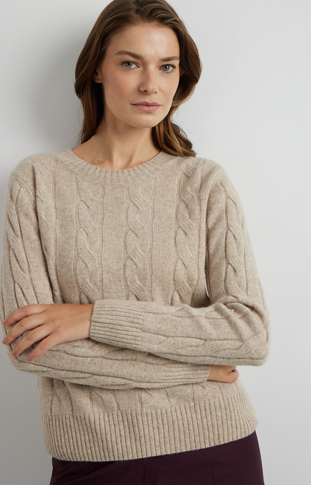 Sweter o warkoczowym splocie - 4