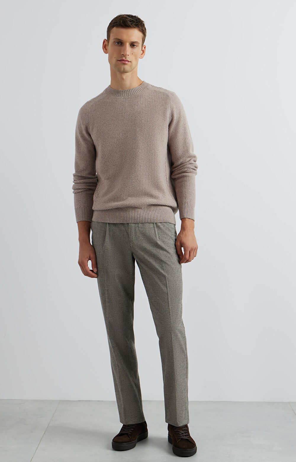 Sweter round neck w mikrowzór - 3