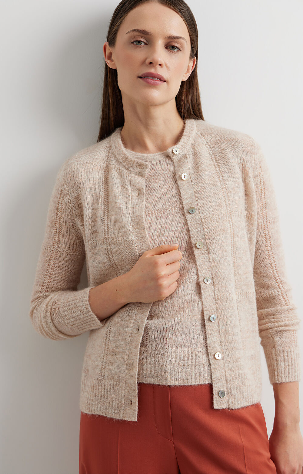 Bezrękawnik swetrowy - 8