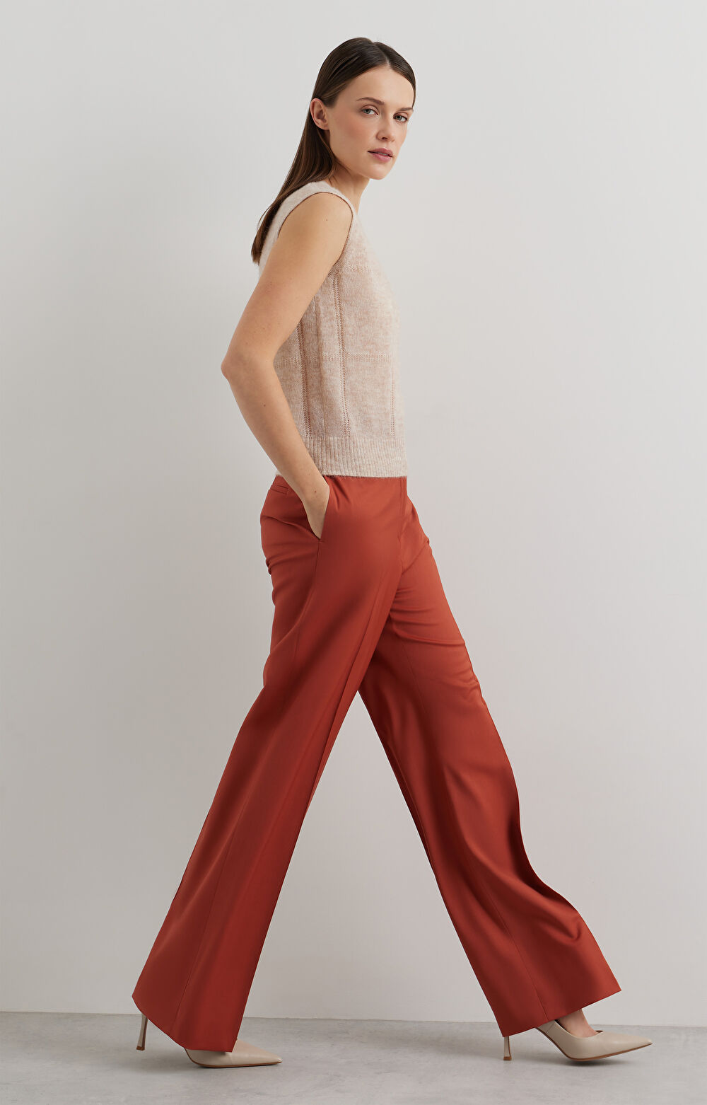 Bezrękawnik swetrowy - 10