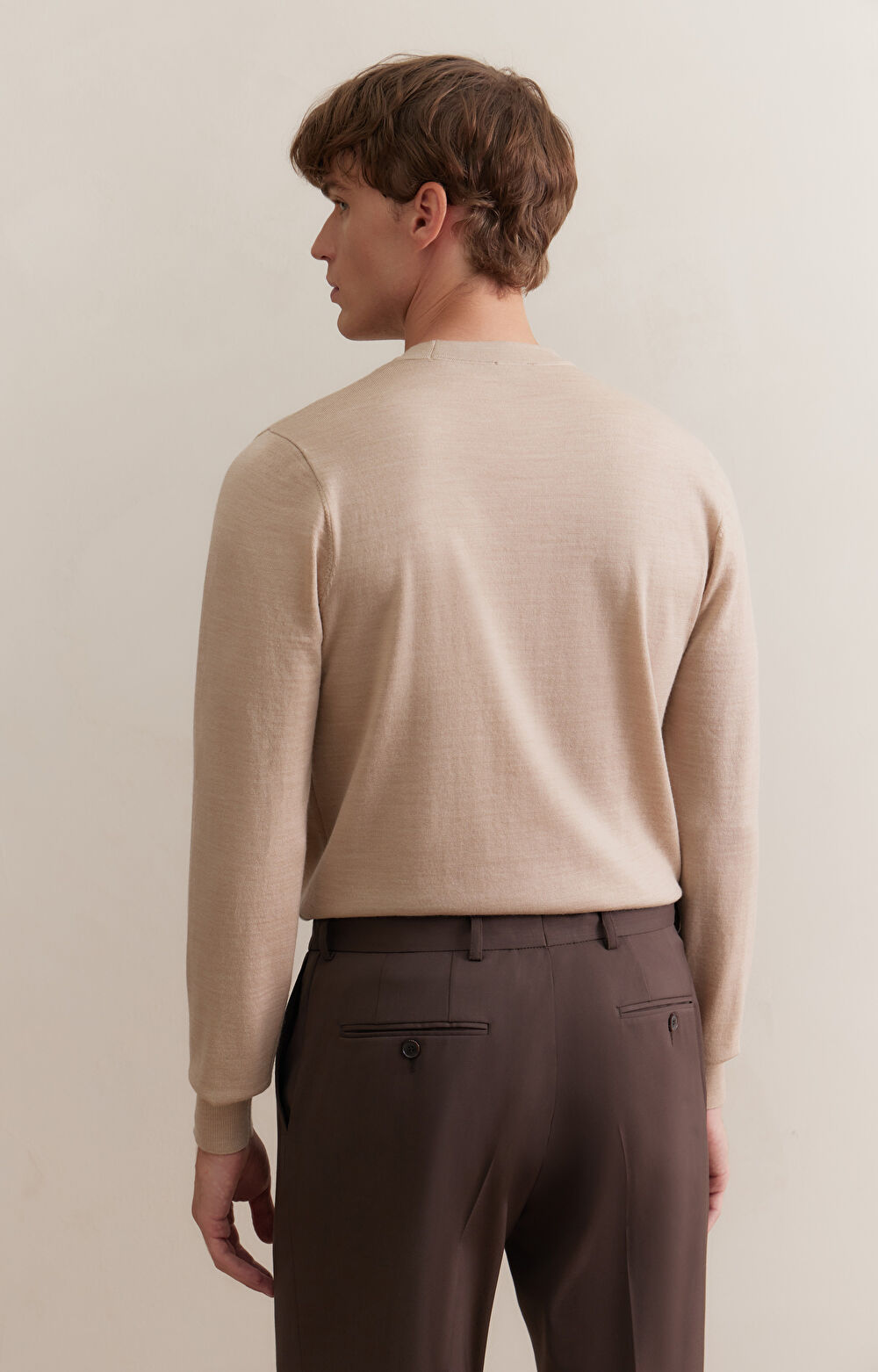 Gładki sweter round neck - 2