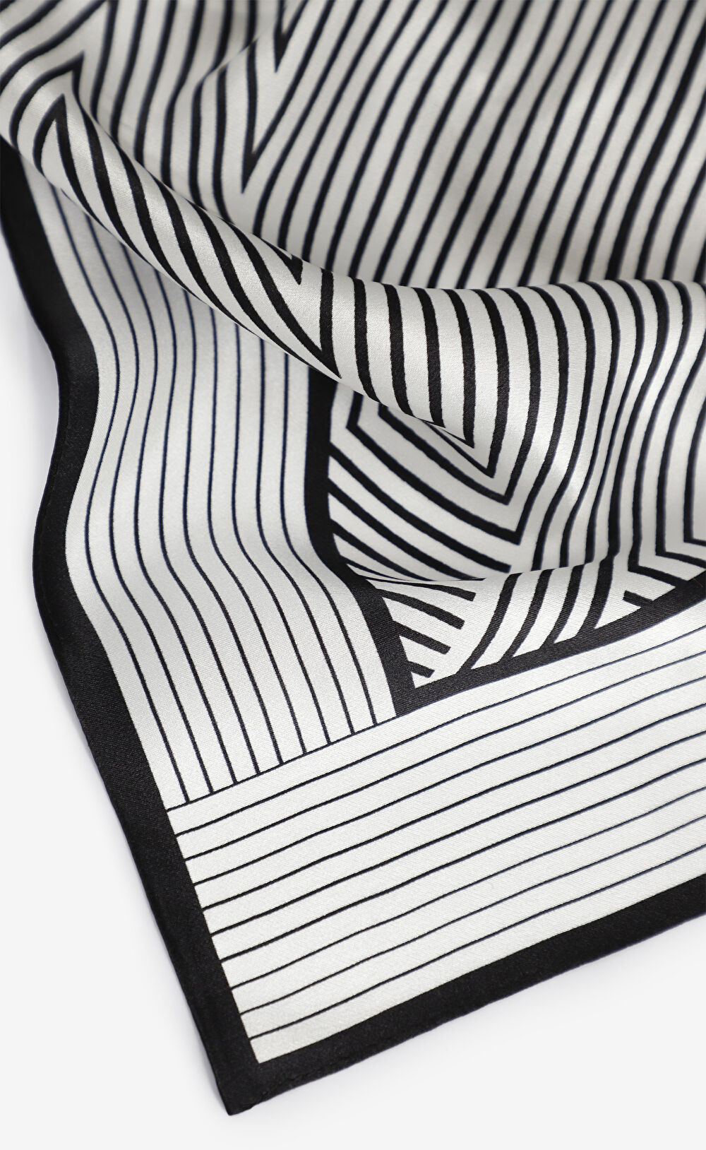 Jedwabna apaszka - 2