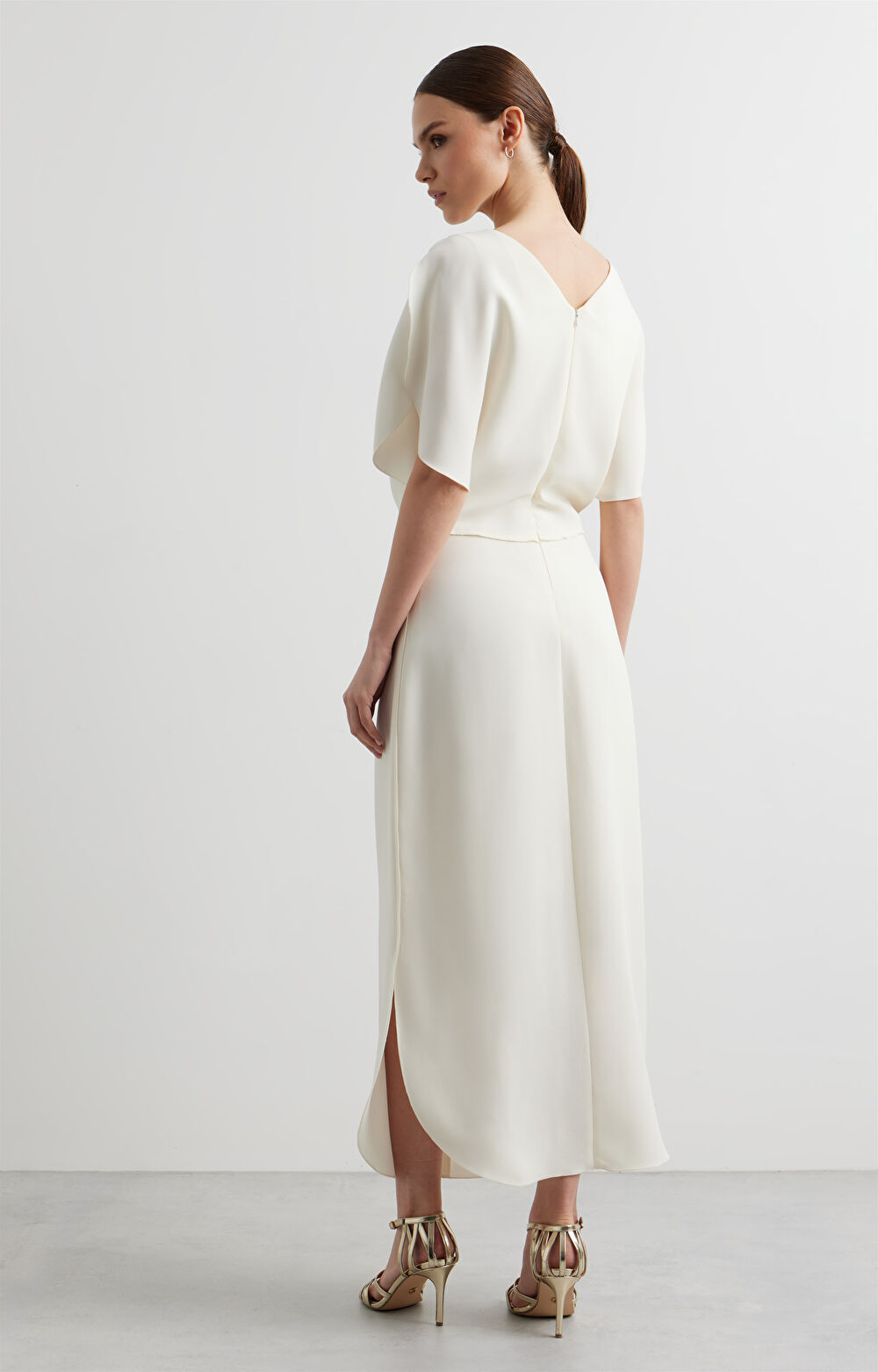 Gładka sukienka - 4