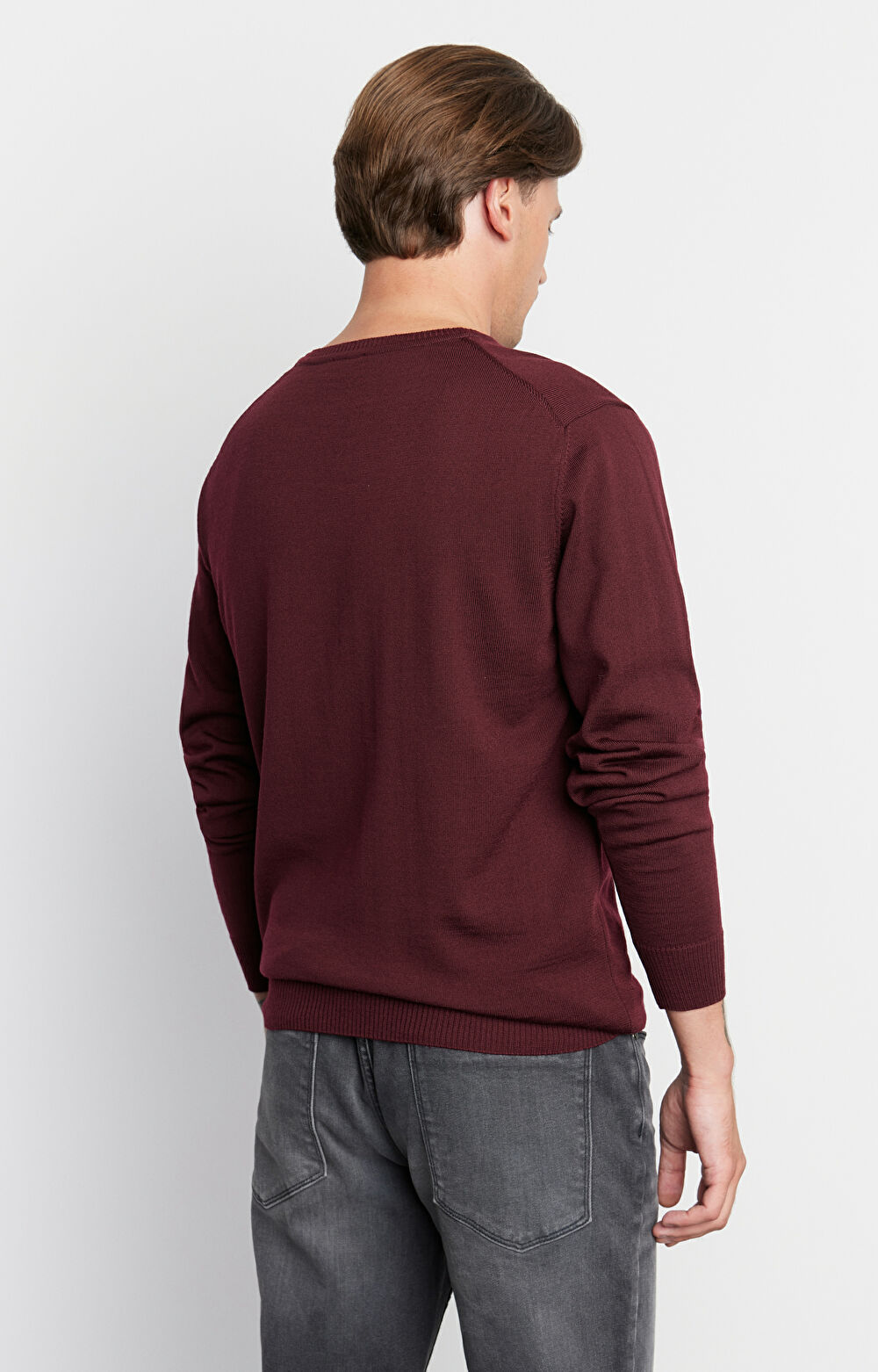 Sweter round-neck z wełny merino