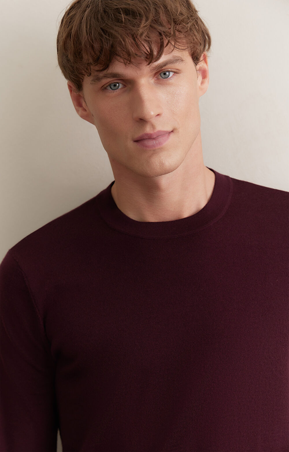 Gładki sweter round neck - 5