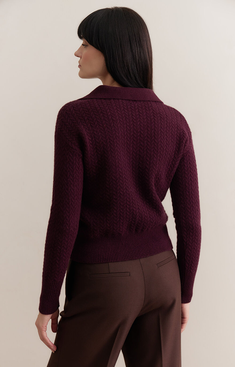 Sweter o warkoczowym splocie - 4