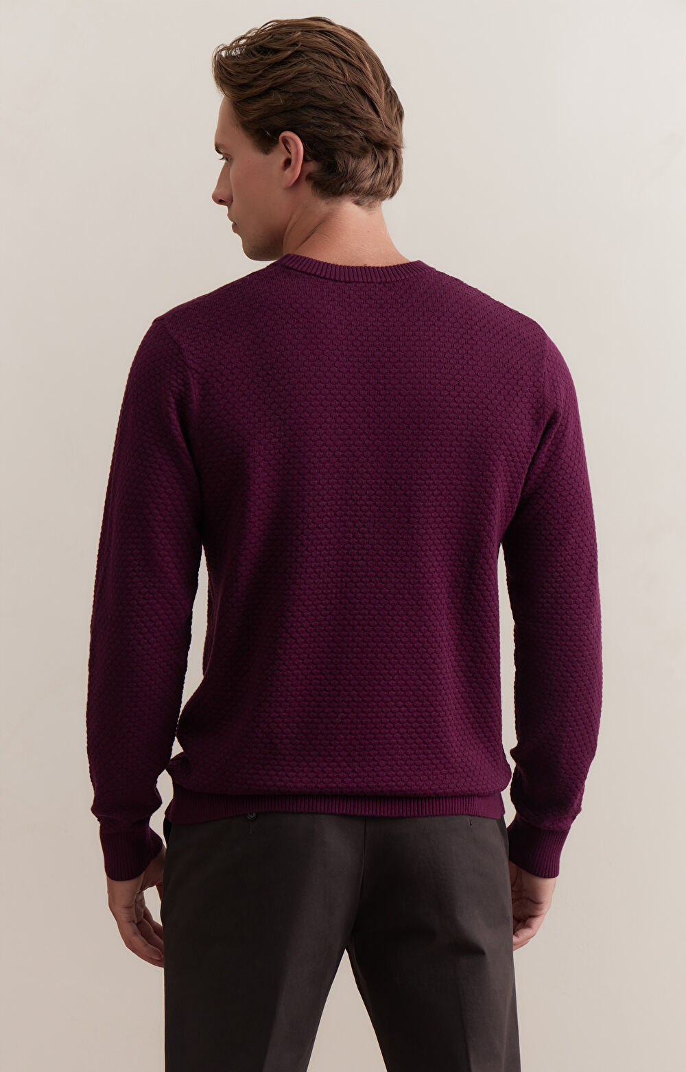 Geometryczny sweter round neck - 3
