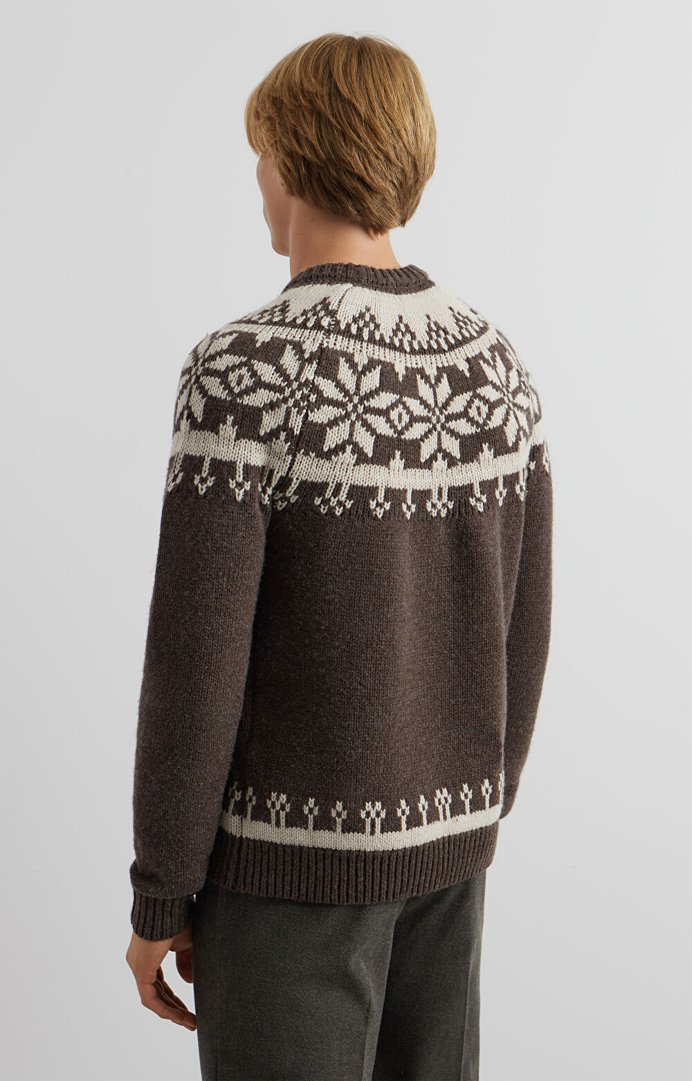 Sweter w świąteczny wzór - 3