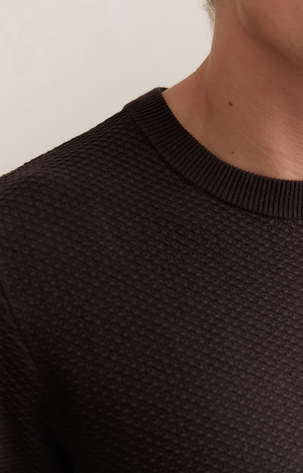 Strukturalny sweter round neck - 8