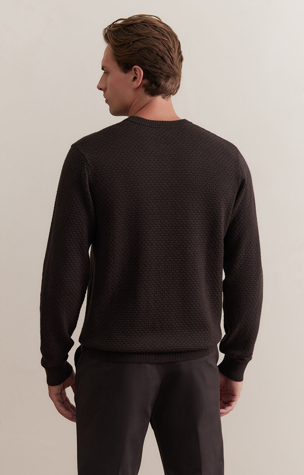 Geometryczny sweter round neck - 3