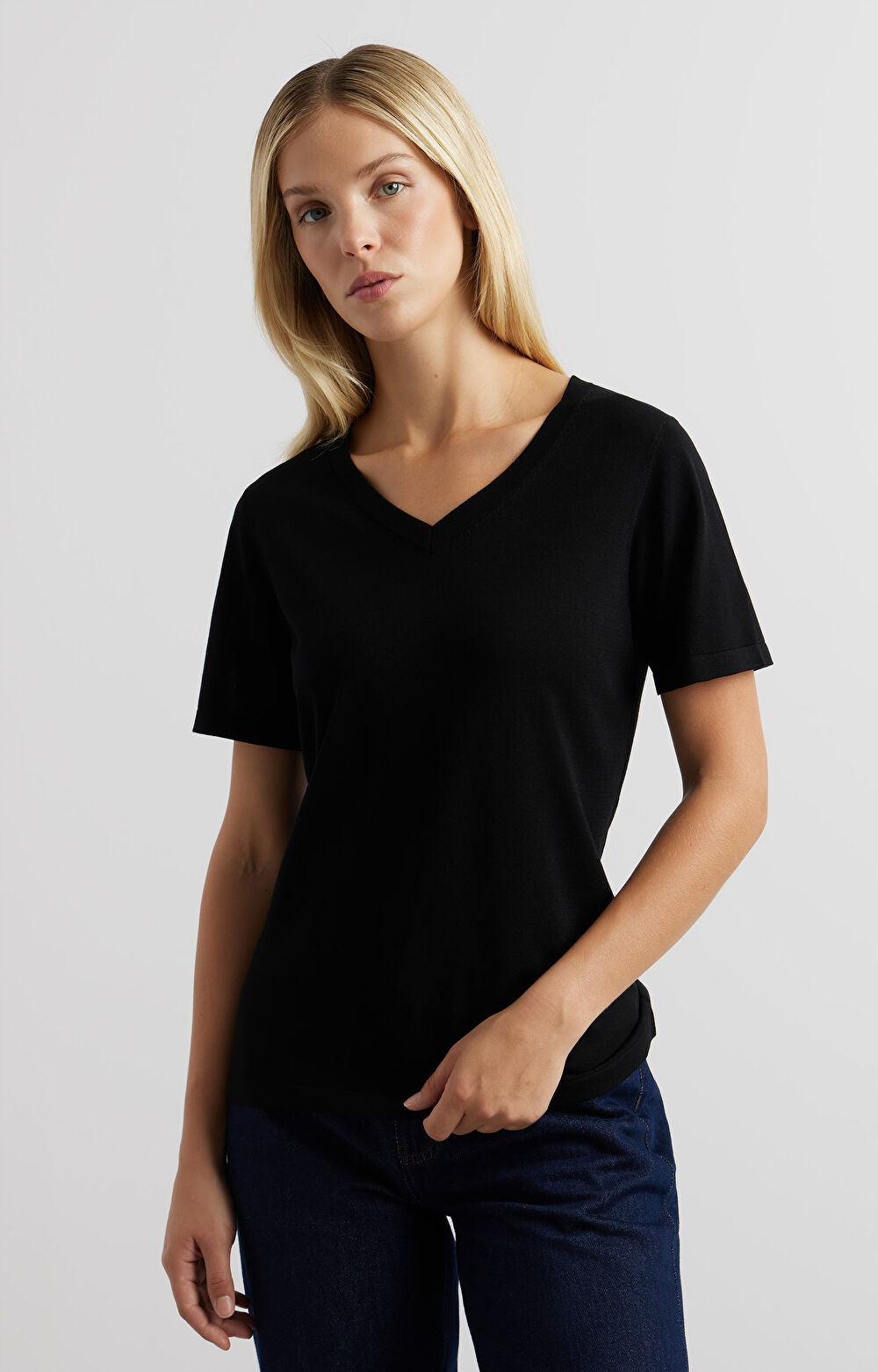 Swetrowy t-shirt v-neck - 5