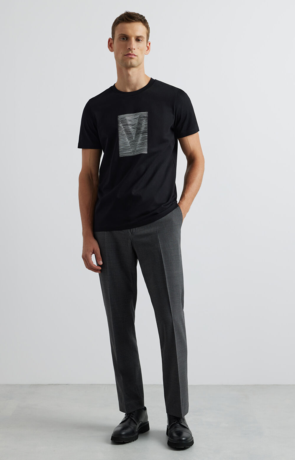 T-shirt z printem - 4