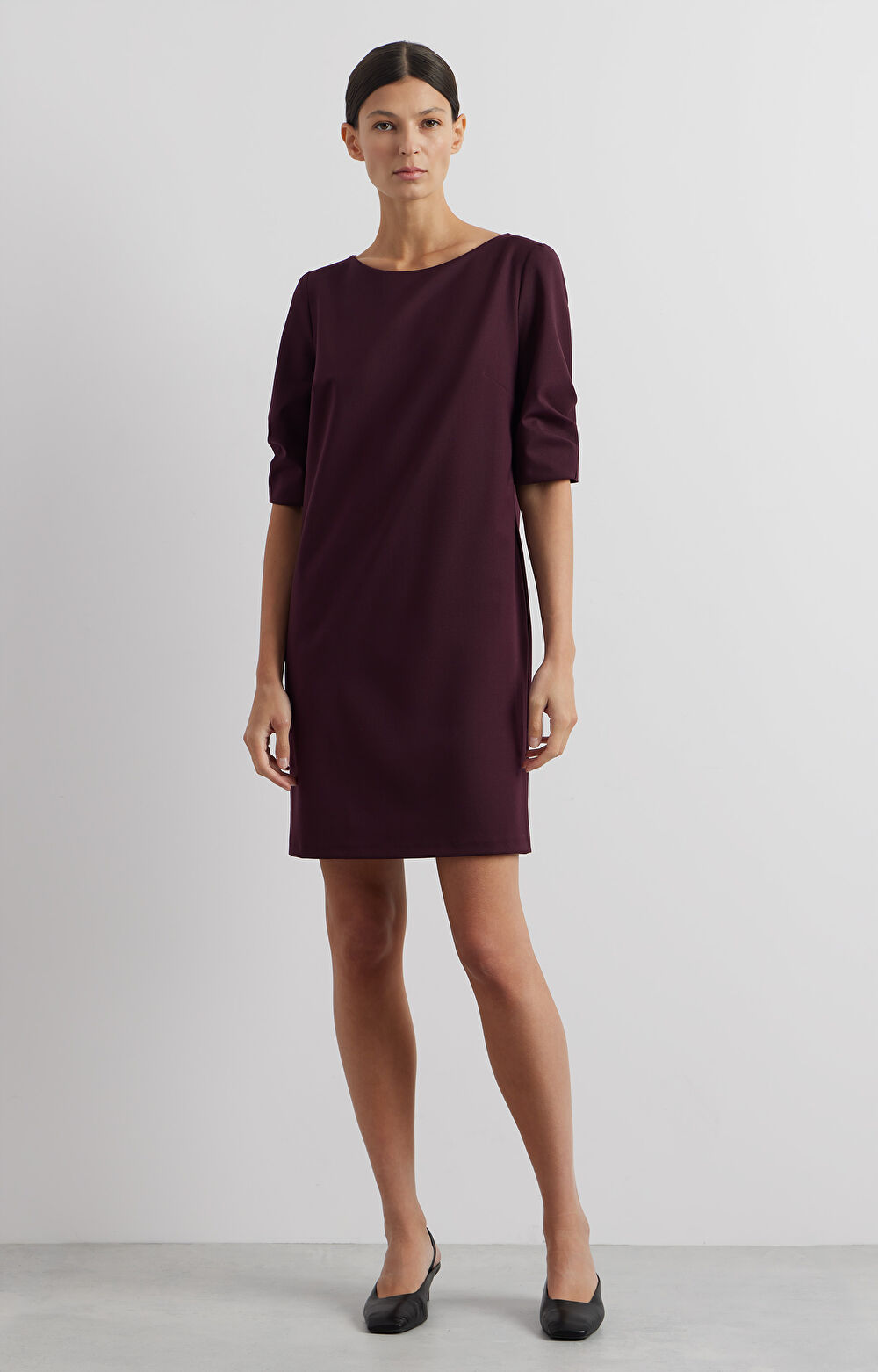 Sukienka o kroju regular