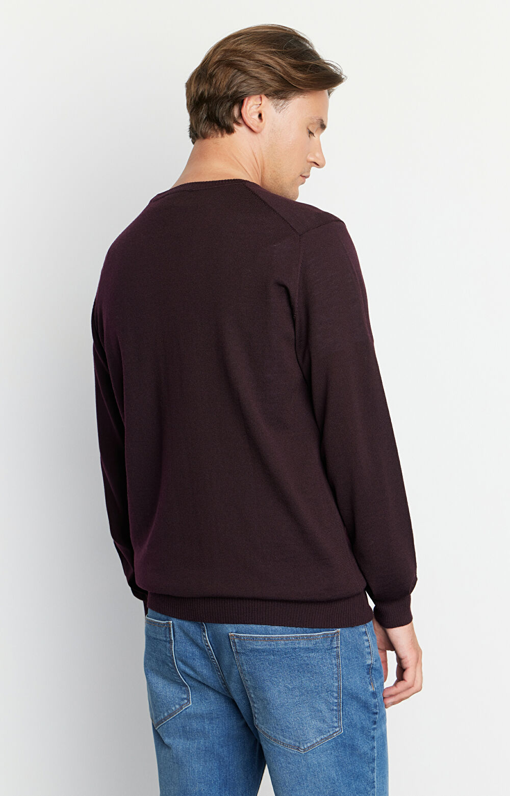 Sweter round-neck z wełny merino