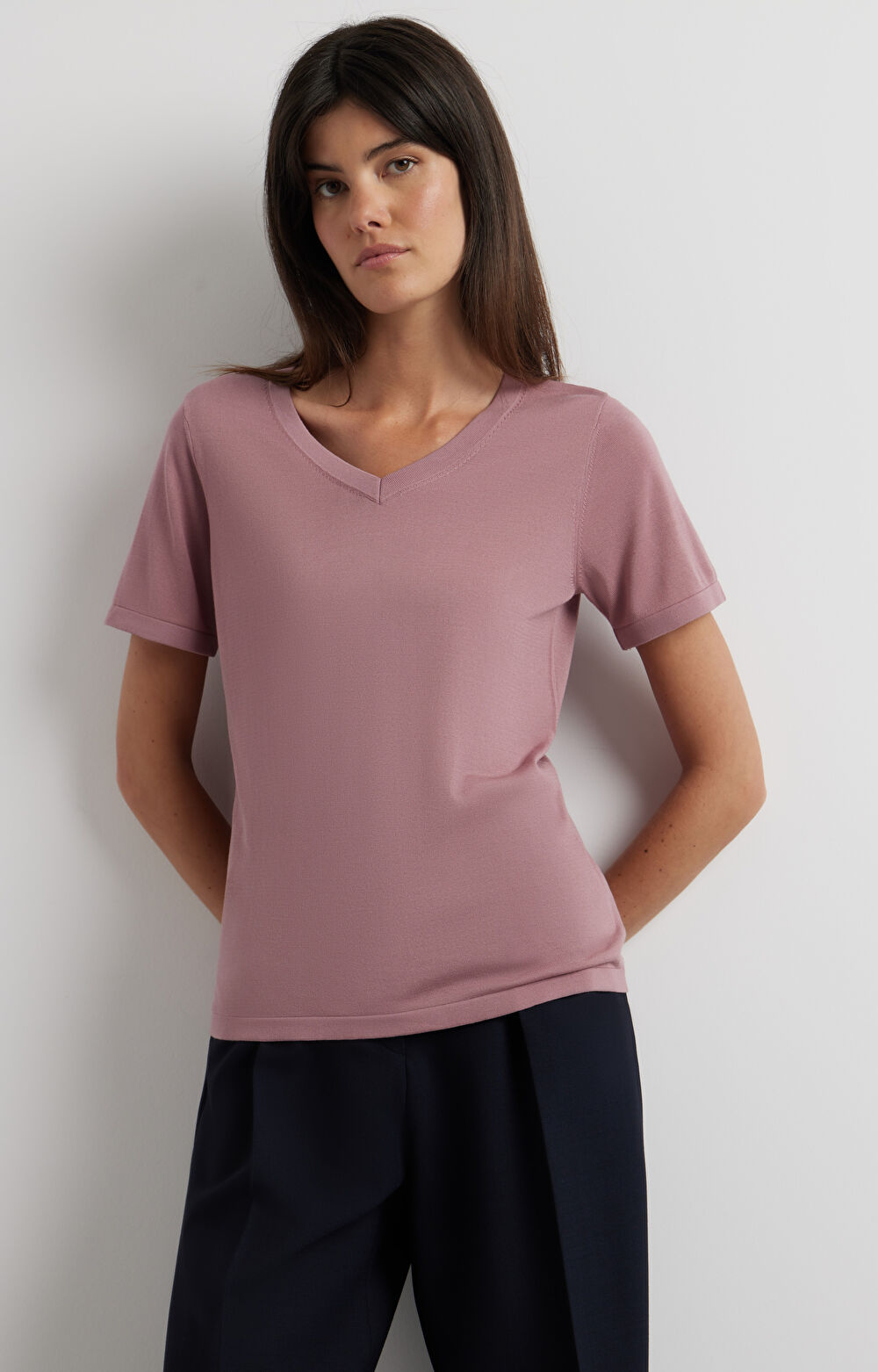 Swetrowy t-shirt v-neck - 6