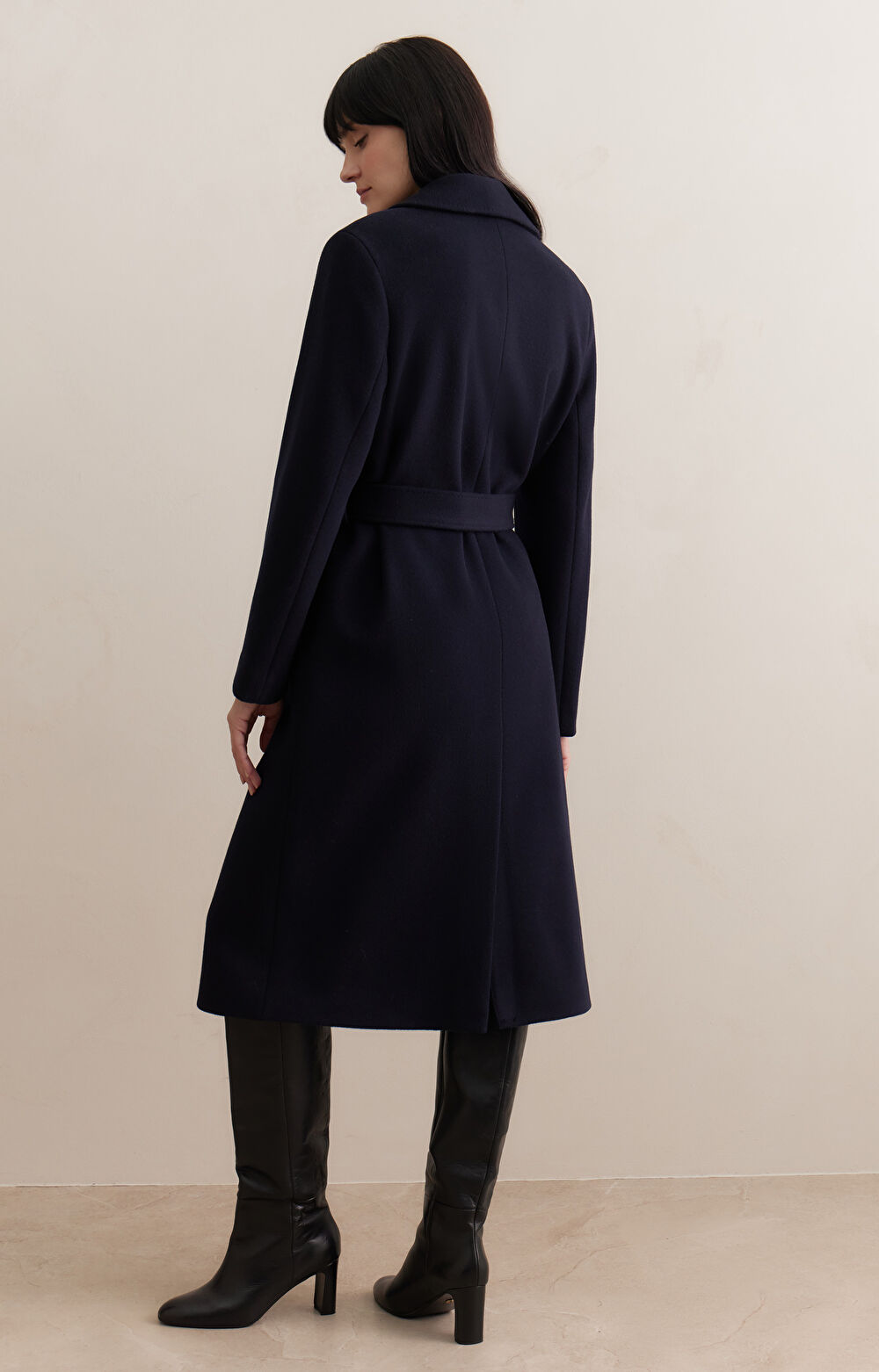 Granatowy płaszcz - 4