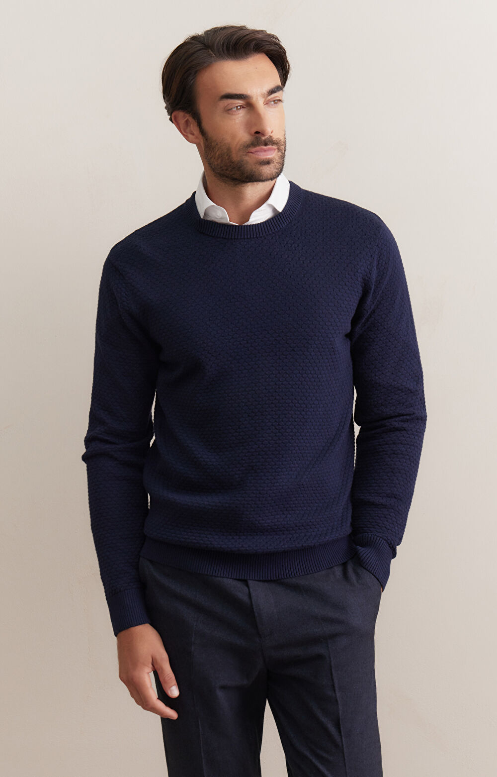 Geometryczny sweter round neck - 6