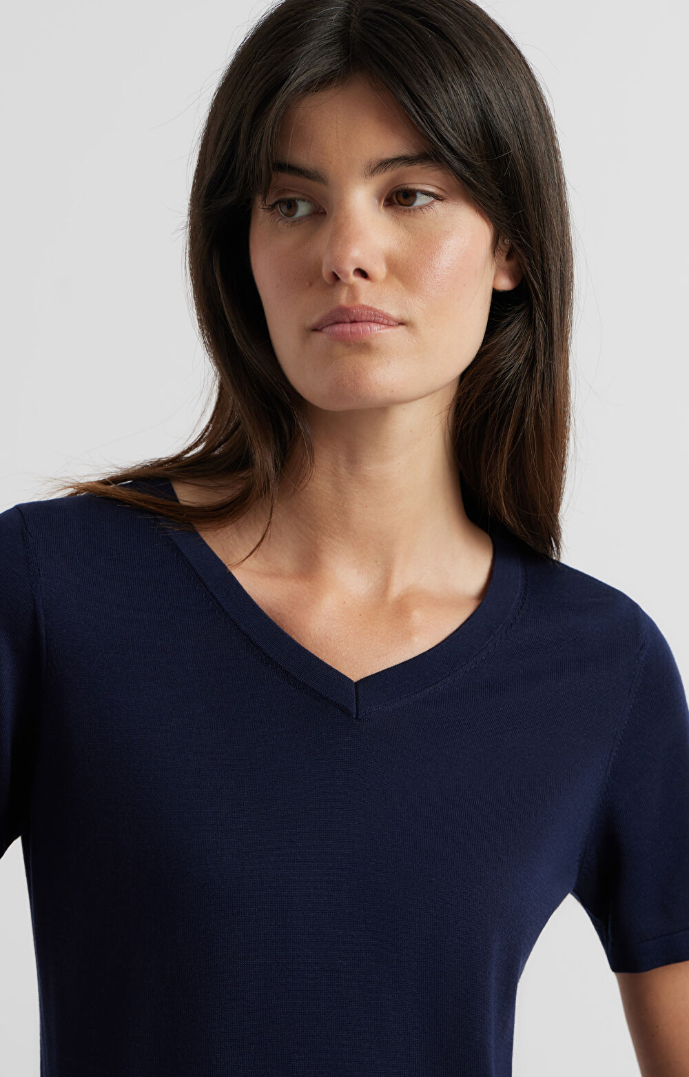 Swetrowy t-shirt v-neck - 5