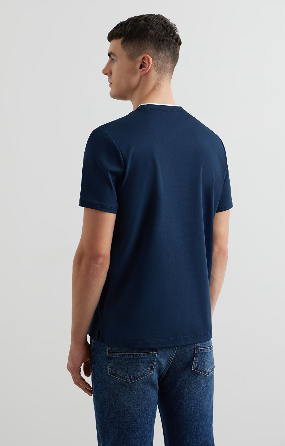 T-shirt round neck z kieszonką - 3