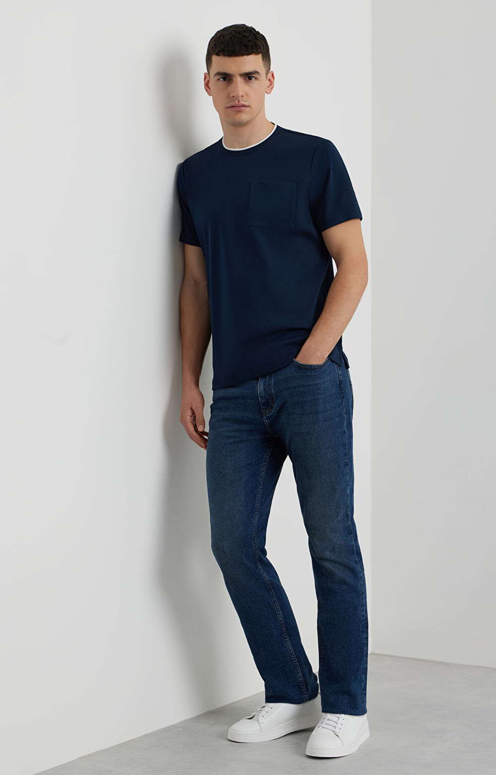 T-shirt round neck z kieszonką - 4