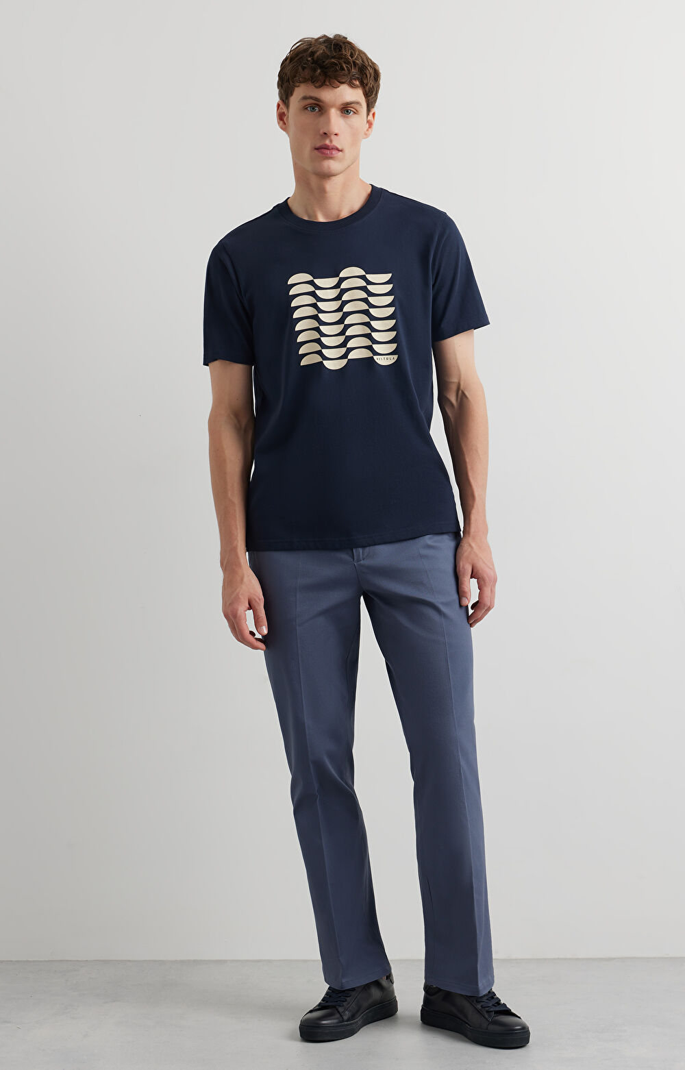 Granatowy t-shirt VISTULA - 3