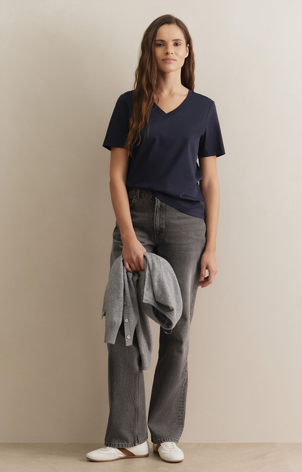 T-shirt slim v-neck - 4