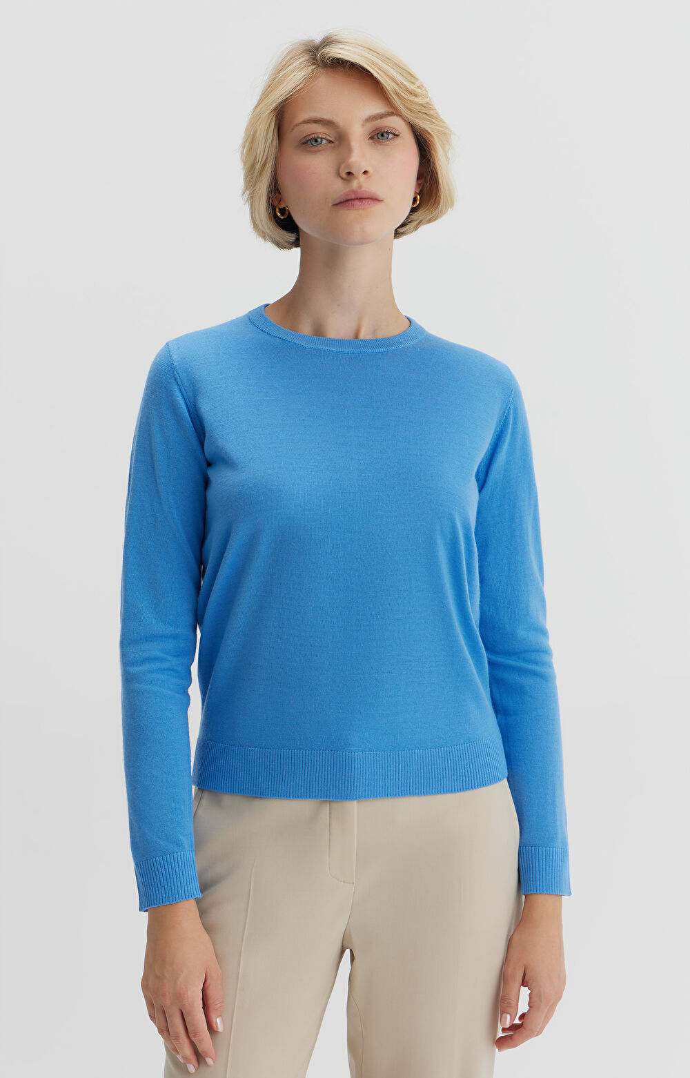 Sweter round neck