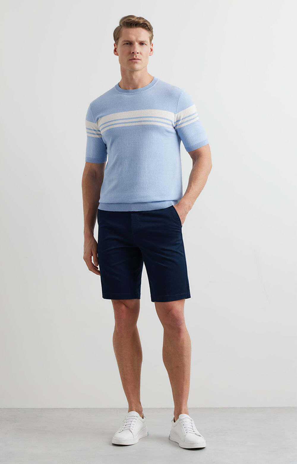 T-shirt swetrowy regular - 4