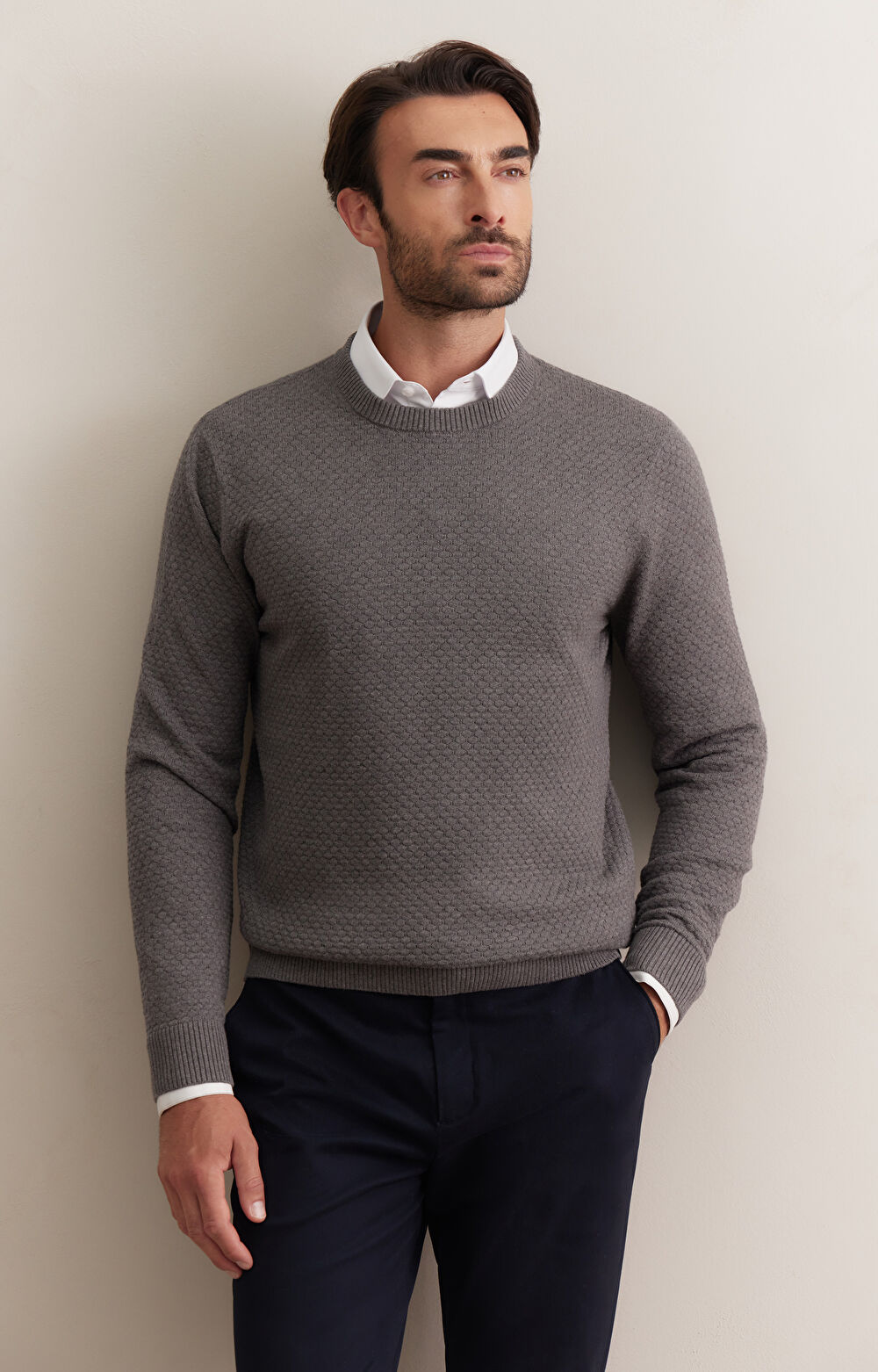 Geometryczny sweter round neck - 6