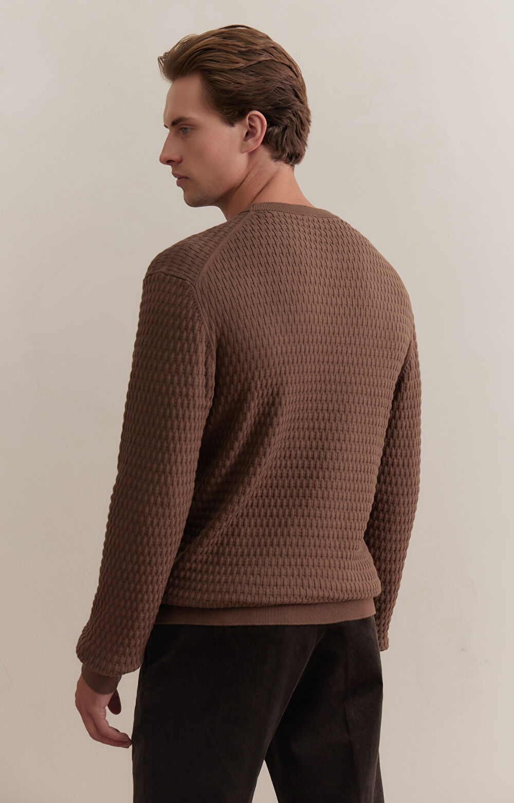 Bawełniany sweter w geometryczny wzór - 3