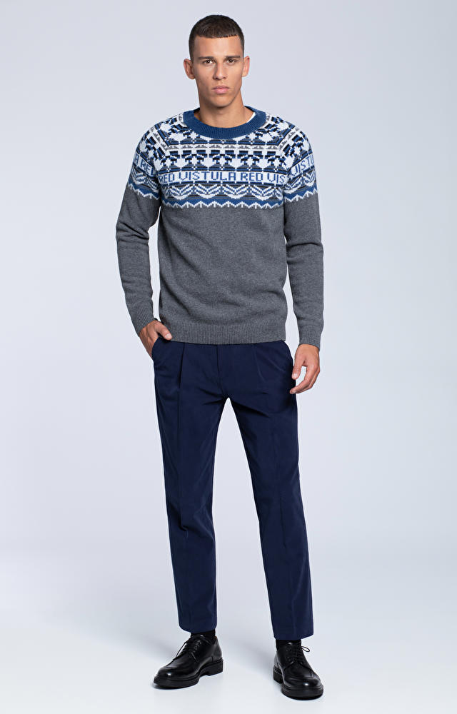 Gruby, wełniany sweter z żakardowym wzorem