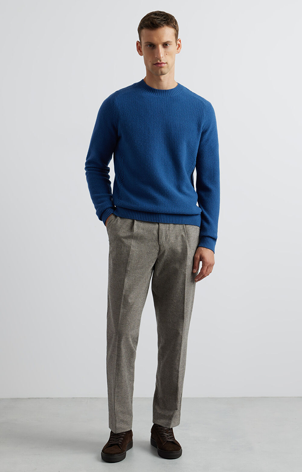 Sweter round neck w mikrowzór - 3