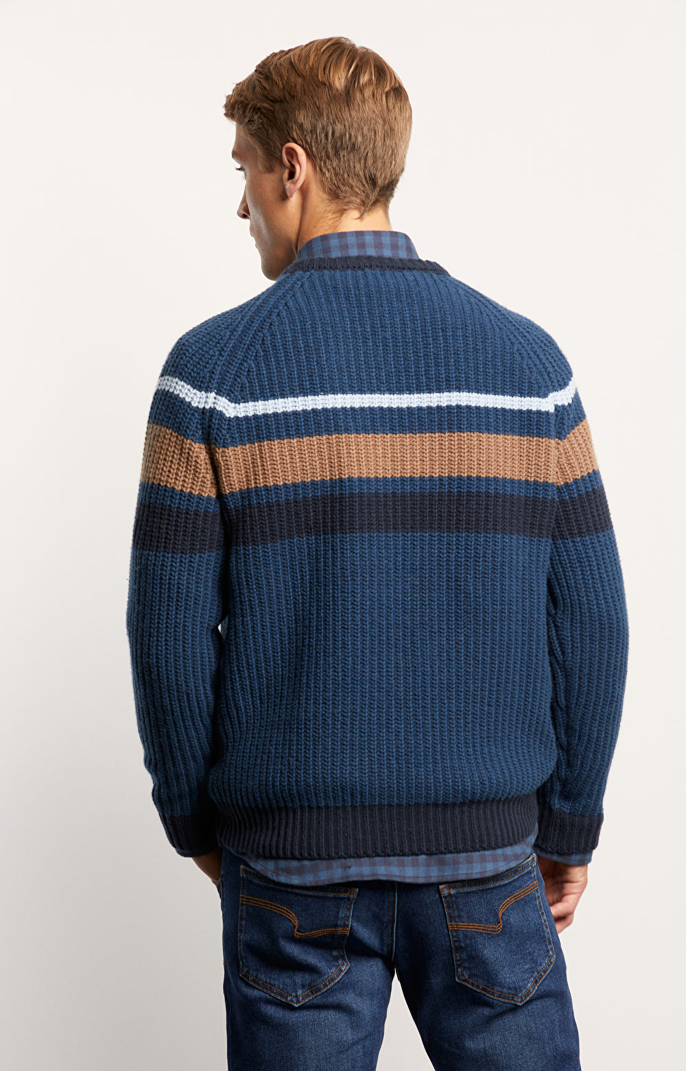 Sweter typu round-neck