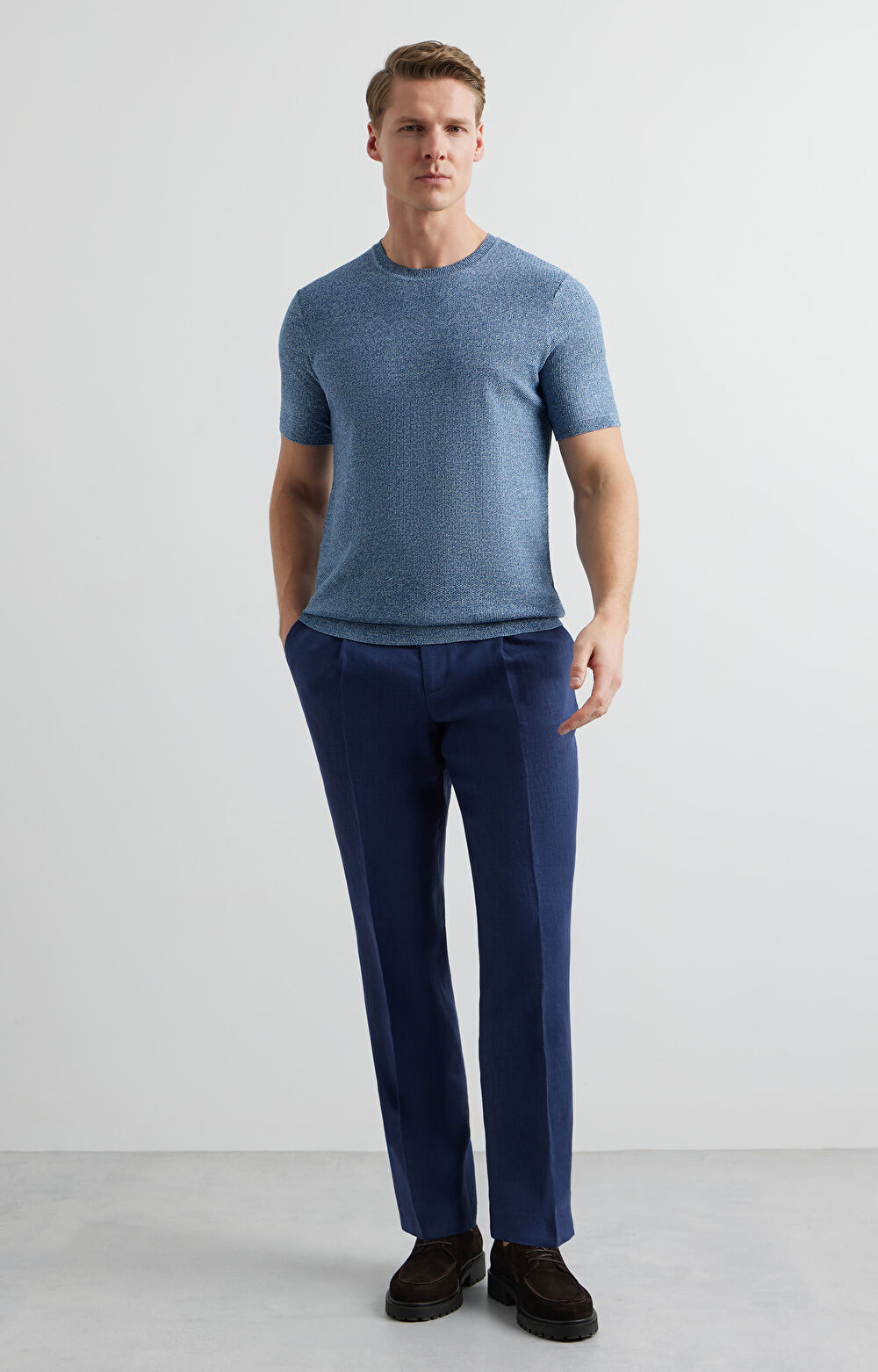 T-shirt swetrowy regular - 4