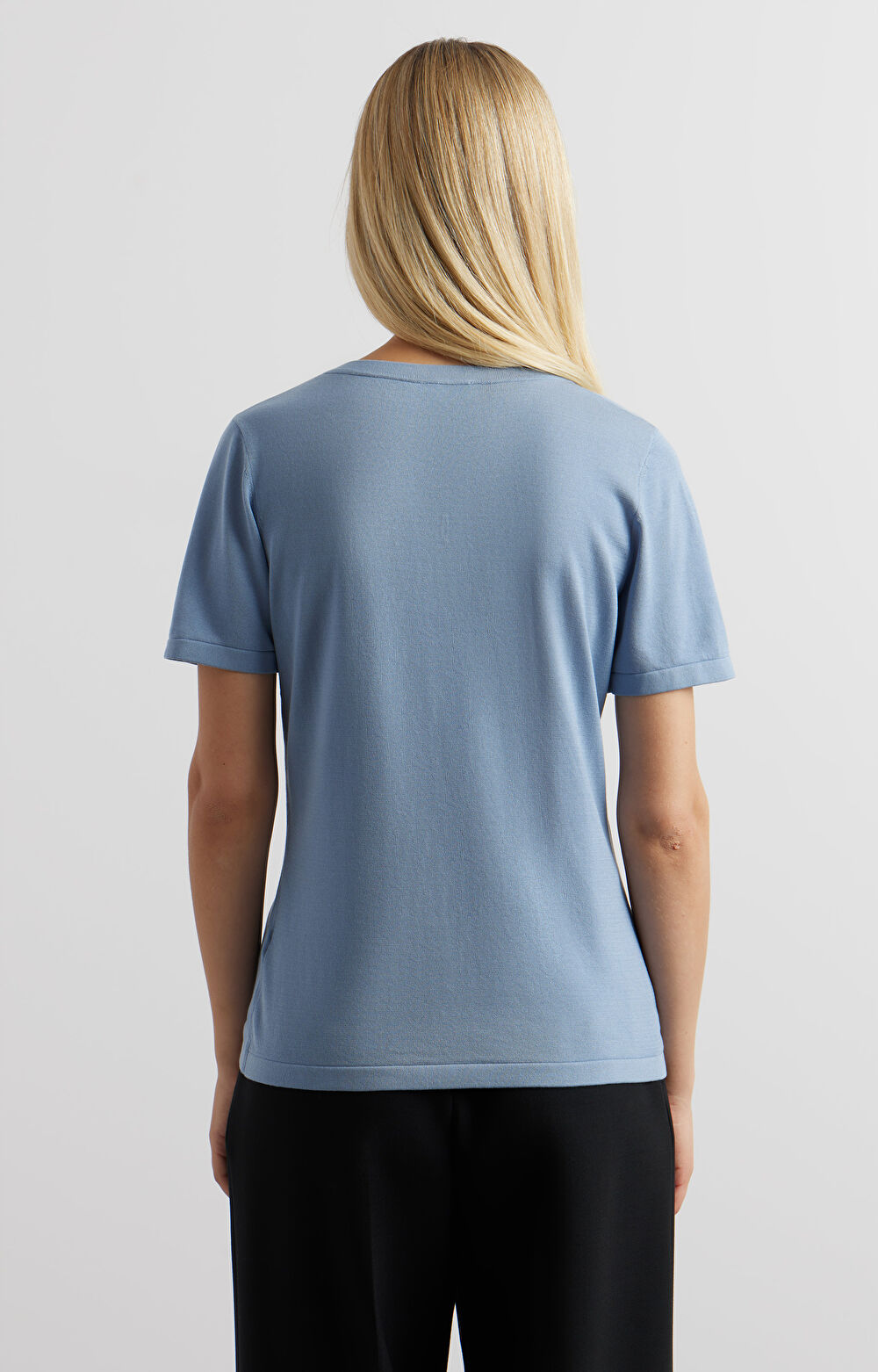 Swetrowy t-shirt v-neck - 3