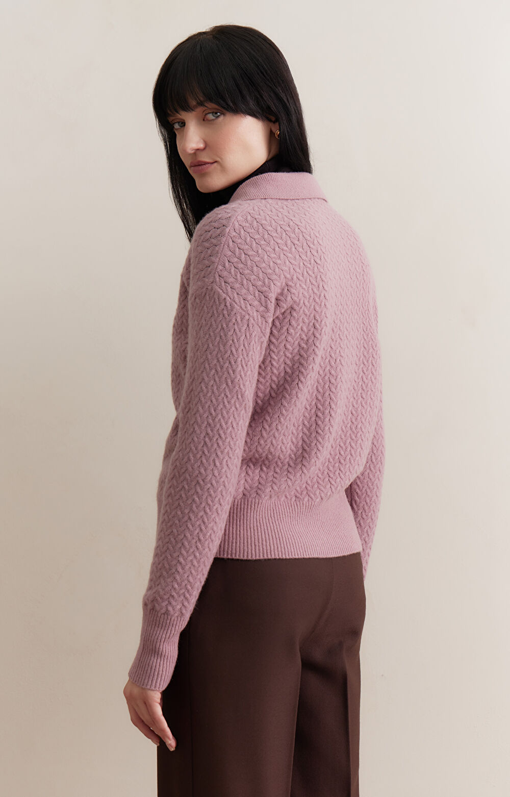 Sweter o warkoczowym splocie - 4