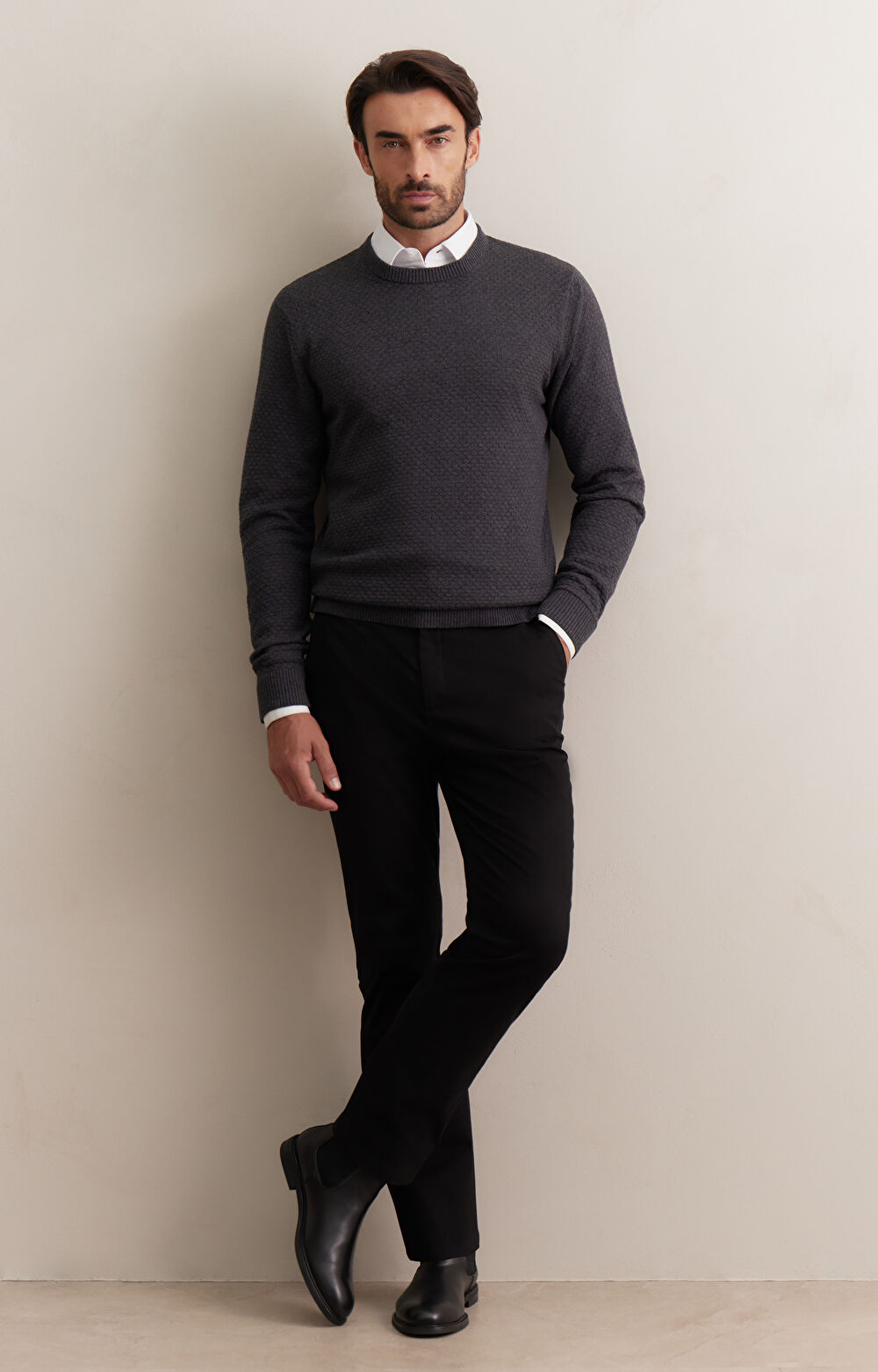 Geometryczny sweter round neck - 4