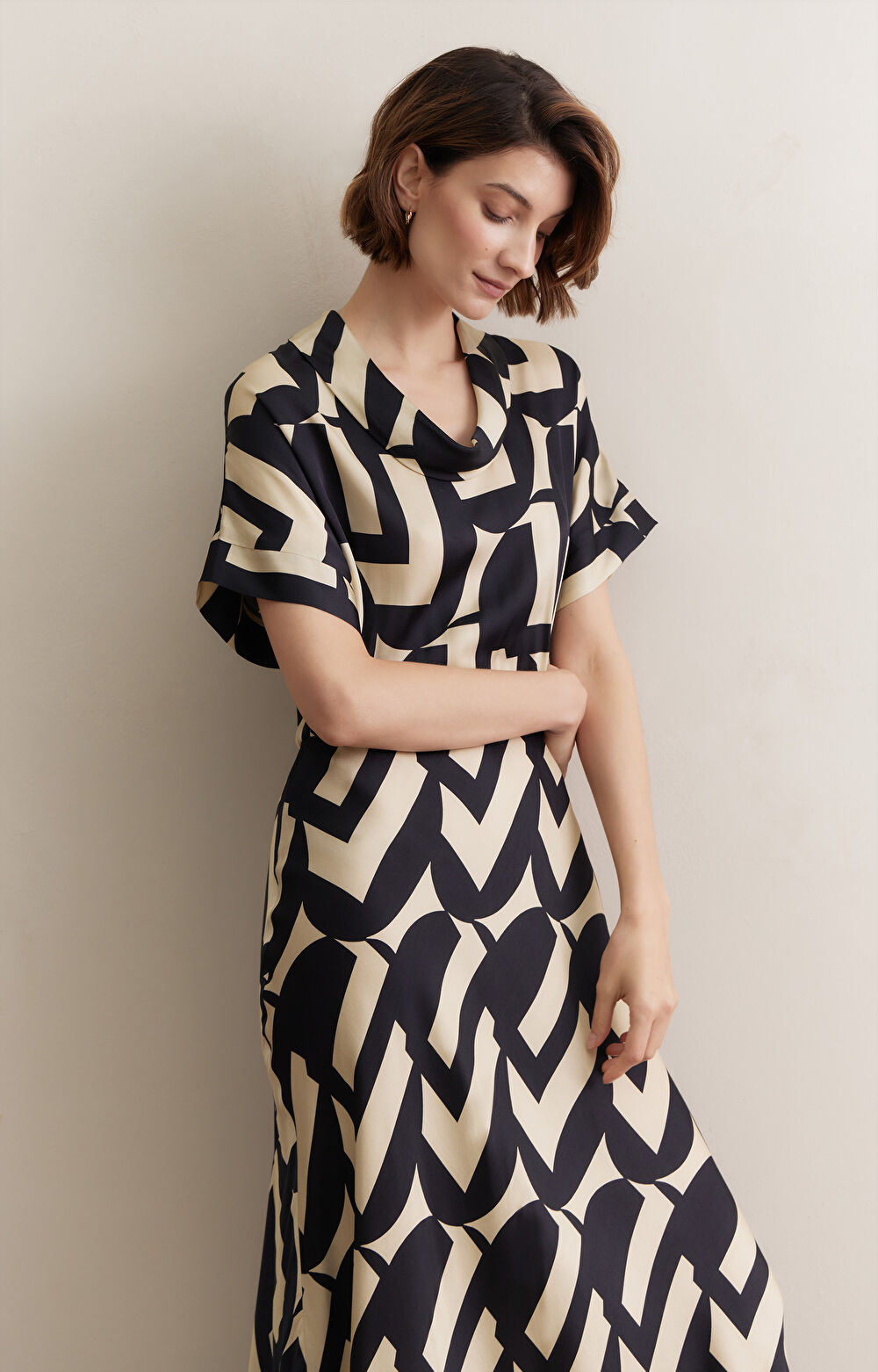 Sukienka midi w print - 4