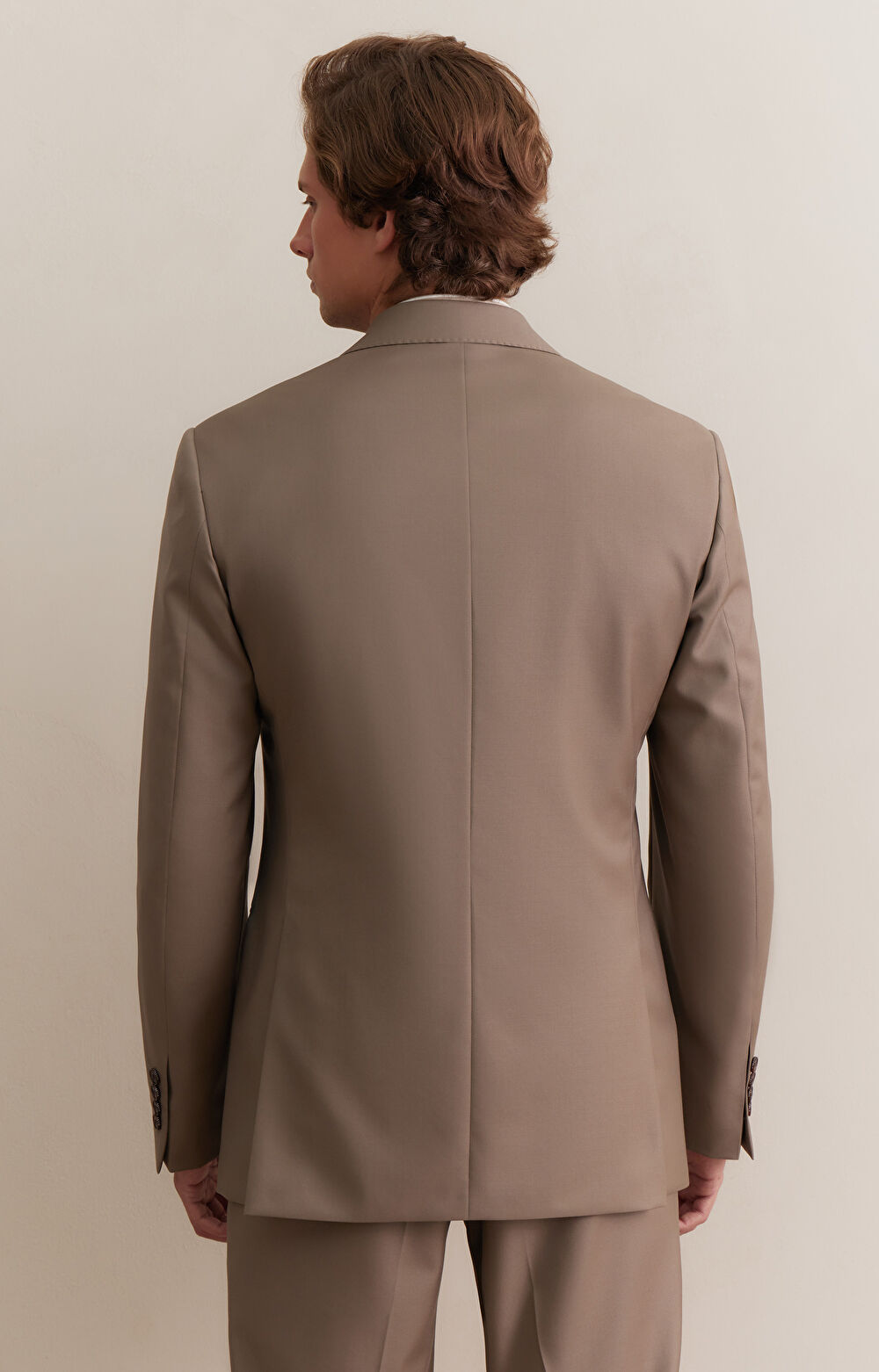 Beżowy garnitur super slim - 4