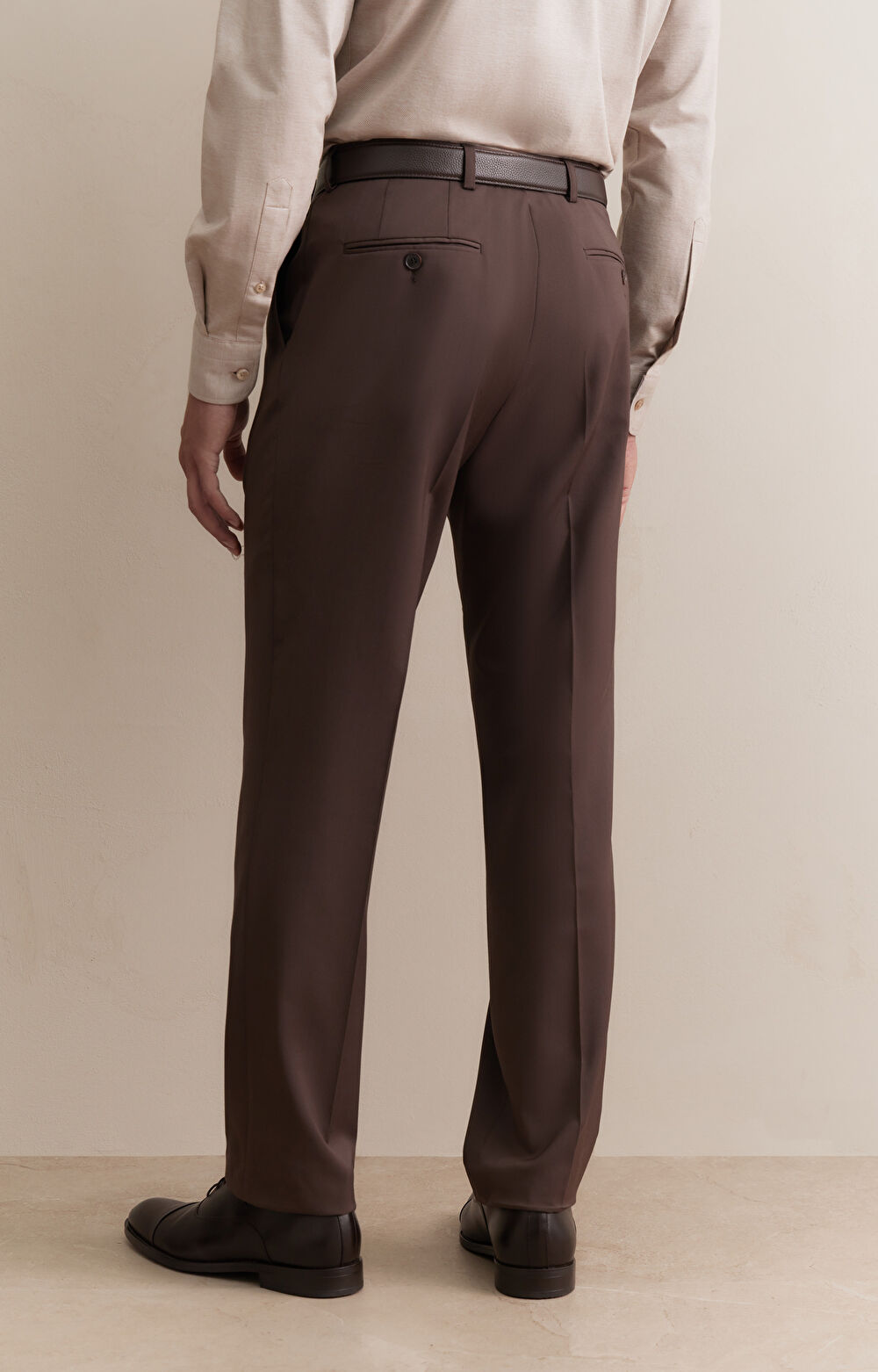 Brązowy garnitur super slim - 7