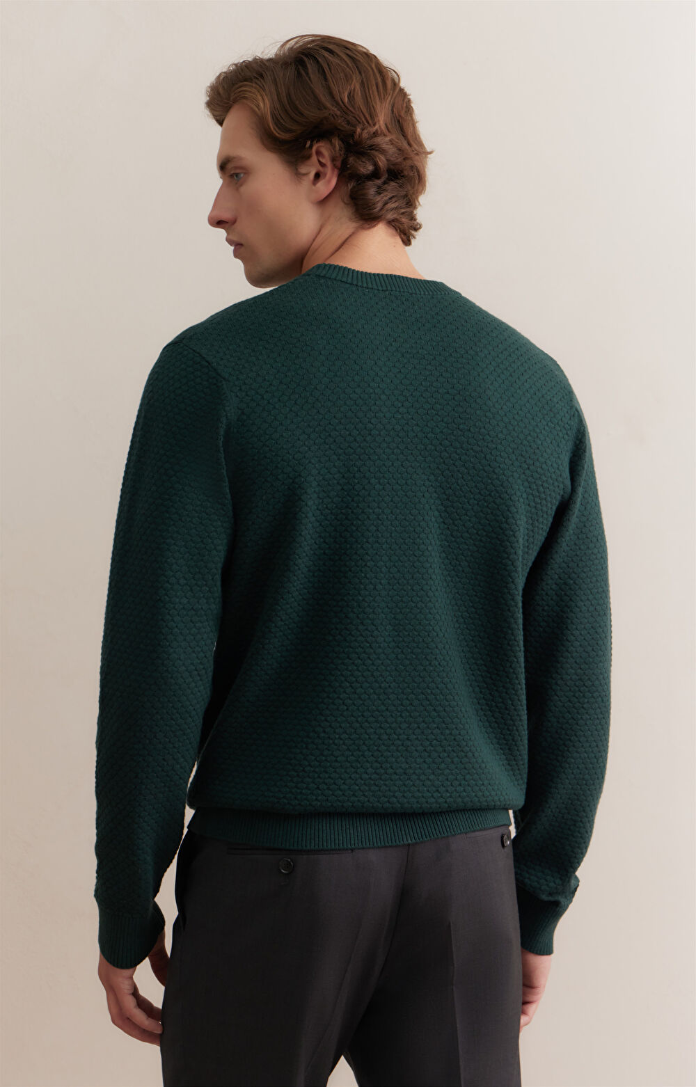 Geometryczny sweter round neck - 2