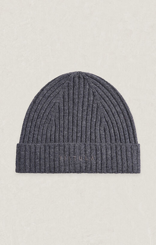 Wełniana czapka typu beanie