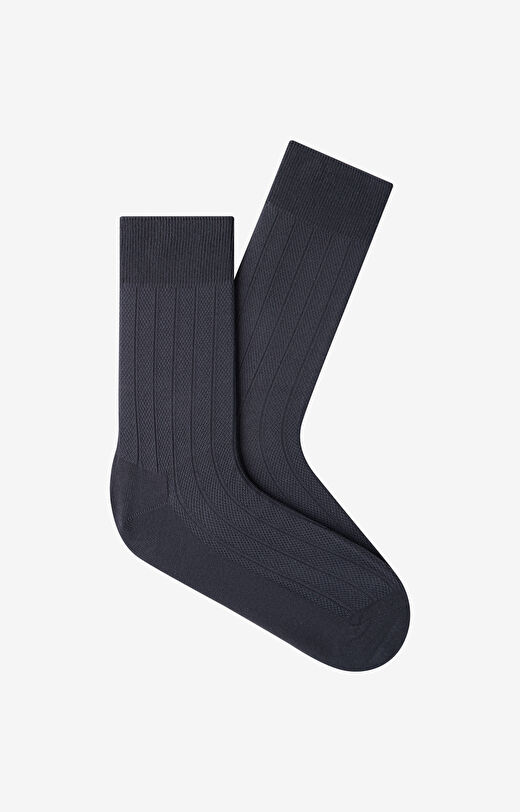 Długie skarpety w strukturalny wzór