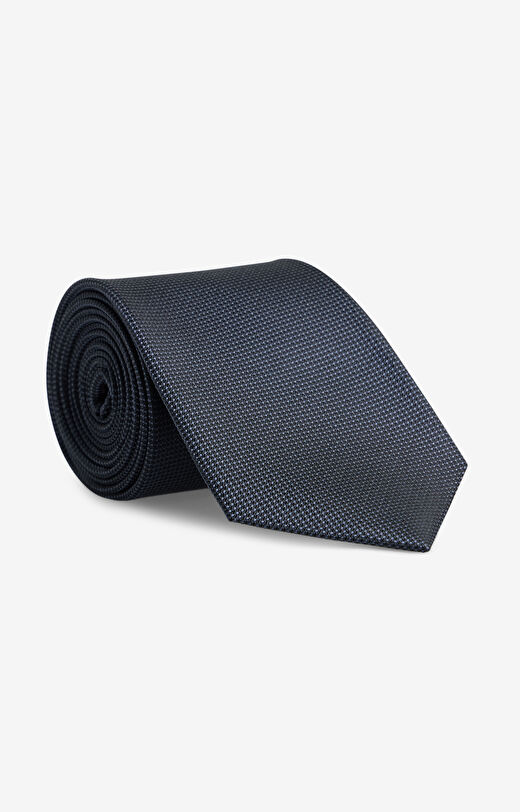 Jedwabny krawat w strukturalny wzór