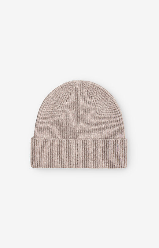 Czapka typu beanie