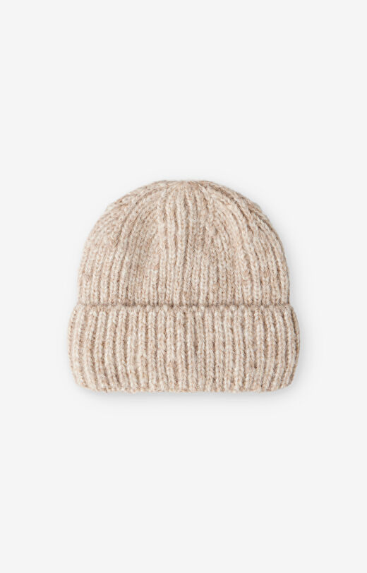 Czapka typu beanie
